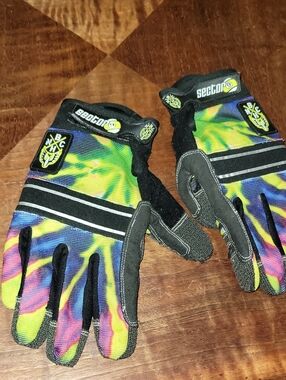 Sector 9 BHNC "Limeburst" Slide Gloves. Skateboarding.